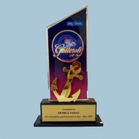 Outstanding Employee Glass Award